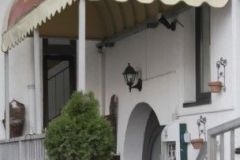 La Bodega