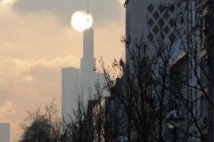 Josephskirche mit Commerzbank