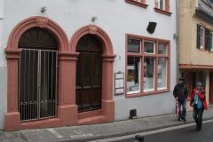 Seitenansicht von Völker