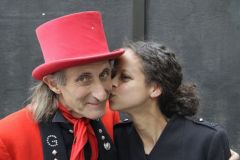 Gilbert aus Paris - mit Fan