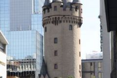 1_003-Eschenheimer-Turm-IMG_9971_cr