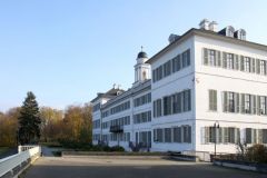 01-Rumpenheimerschloss-Mainseite