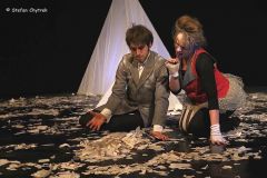 TheaterUmriss-Being-Pagat-Generalprobe-11_800