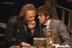 TheaterUmriss-Being-Pagat-Generalprobe-15_800