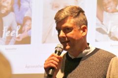 32-IMG_3074-HessNatur-Sven-Bergmann-_cr_800