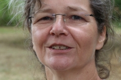 28-Planz-Regina-IMG_0952_cr_800-Sign