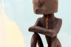 004-IMG_1045k_cr_Sign-800