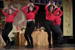 23-Hip-Hop-Young-der-Beauty-Girls-Group-IMG_6771k_cr_800-sign