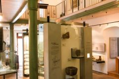 211-IMG_1578-1_800Sign