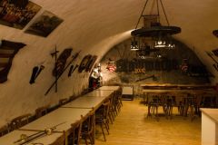 241-IMG_1535-1_800Sign