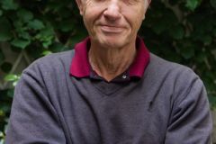 242-IMG_1605-1_800Sign