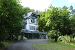 503-IMG_1445_800Sign