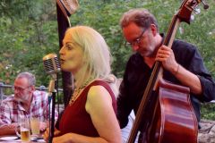 623-IMG_1492k_cr_800Sign