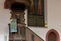 414-IMG_1215k_cr_800Sign