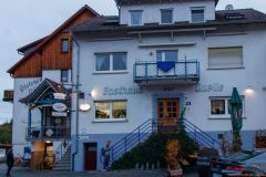 402-IMG_3377-2_1200