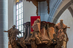 Lich Kunst in Scheunen
