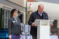 011-Dr.-Christine-Lanzl-Direktorin-und-Kuratorin-Boris-von-Notz-GF-Stiftung-Kunst-und-Natur-IMG_6891_H-1000-px